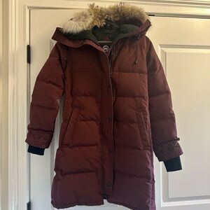 Small Canada goose Shelburne parka with fur